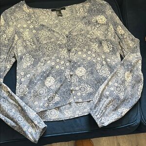 Forever 21 Women's Blue cropped Floral Top